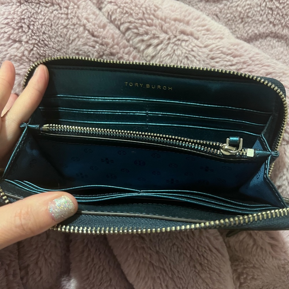 Tory Burch wallet